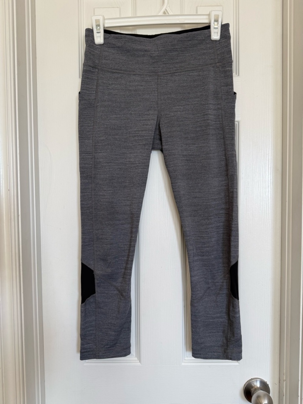 Lululemon Pace Rival Mid Rise Crop Leggings Heathered Gray/Black Size 6